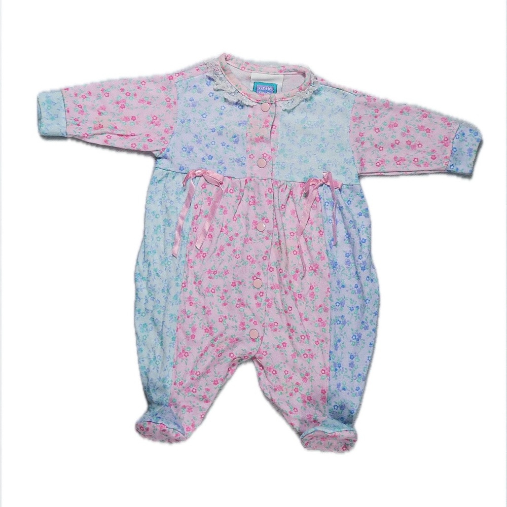 VINTAGE (90’s) Little Me Preemie Patchwork Floral Sleeper